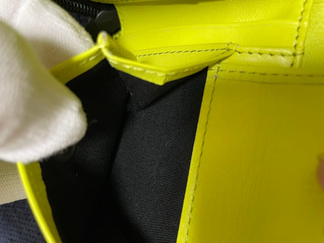 DIESEL ディーゼル ラウンドファスナー財布 総柄 白 ホワイト