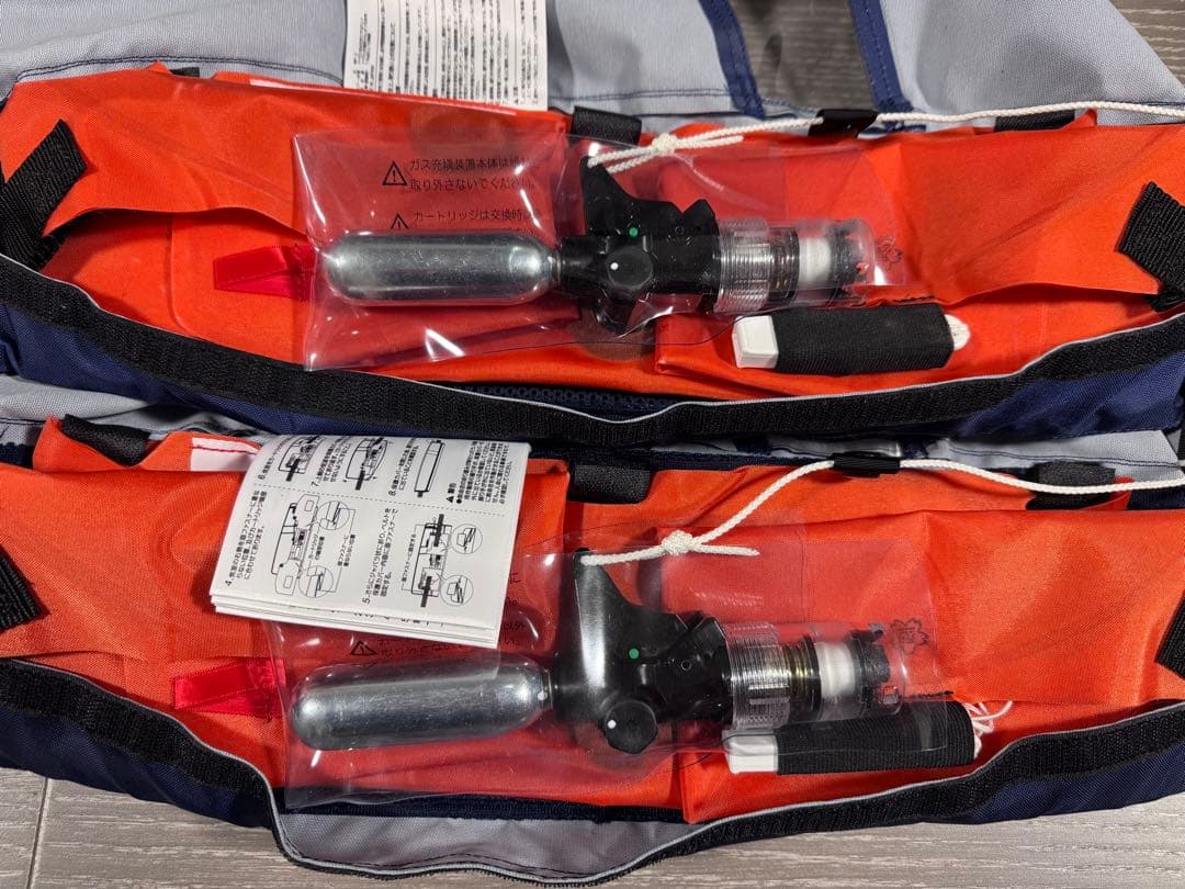 最終値引き‼️桜マーク付き自動膨張式ライフジャケット2個