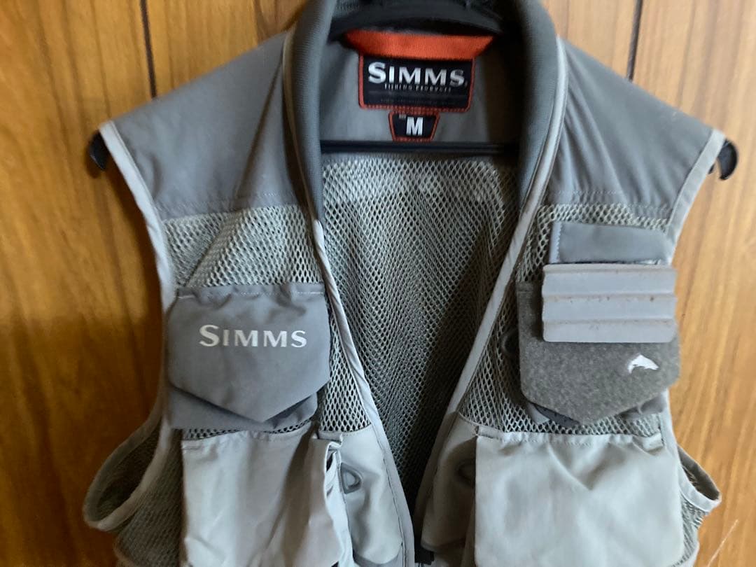 SIMMS フィッシングベスト Mサイズ