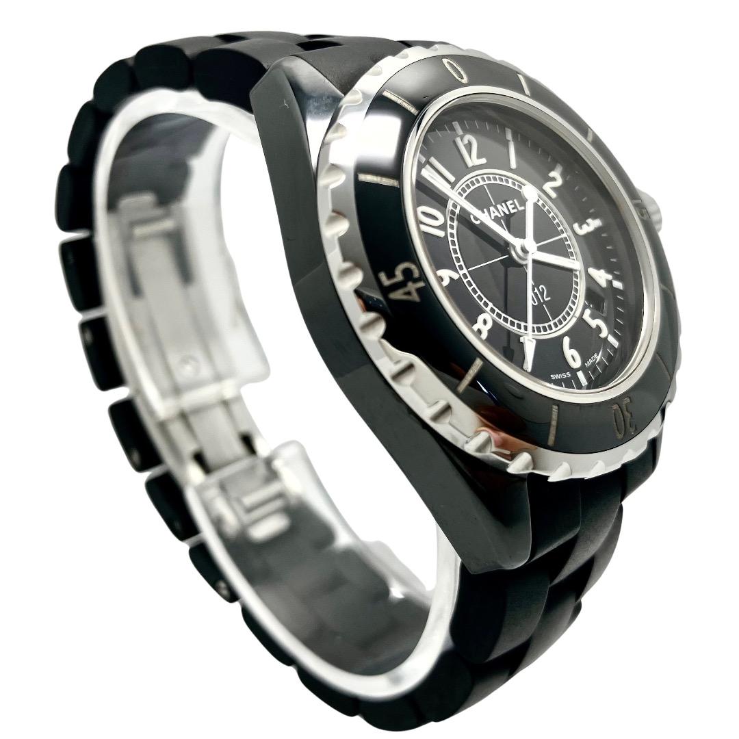 【内部点検済】CHANELシャネル j12　腕時計　クォーツ　セラミック 33