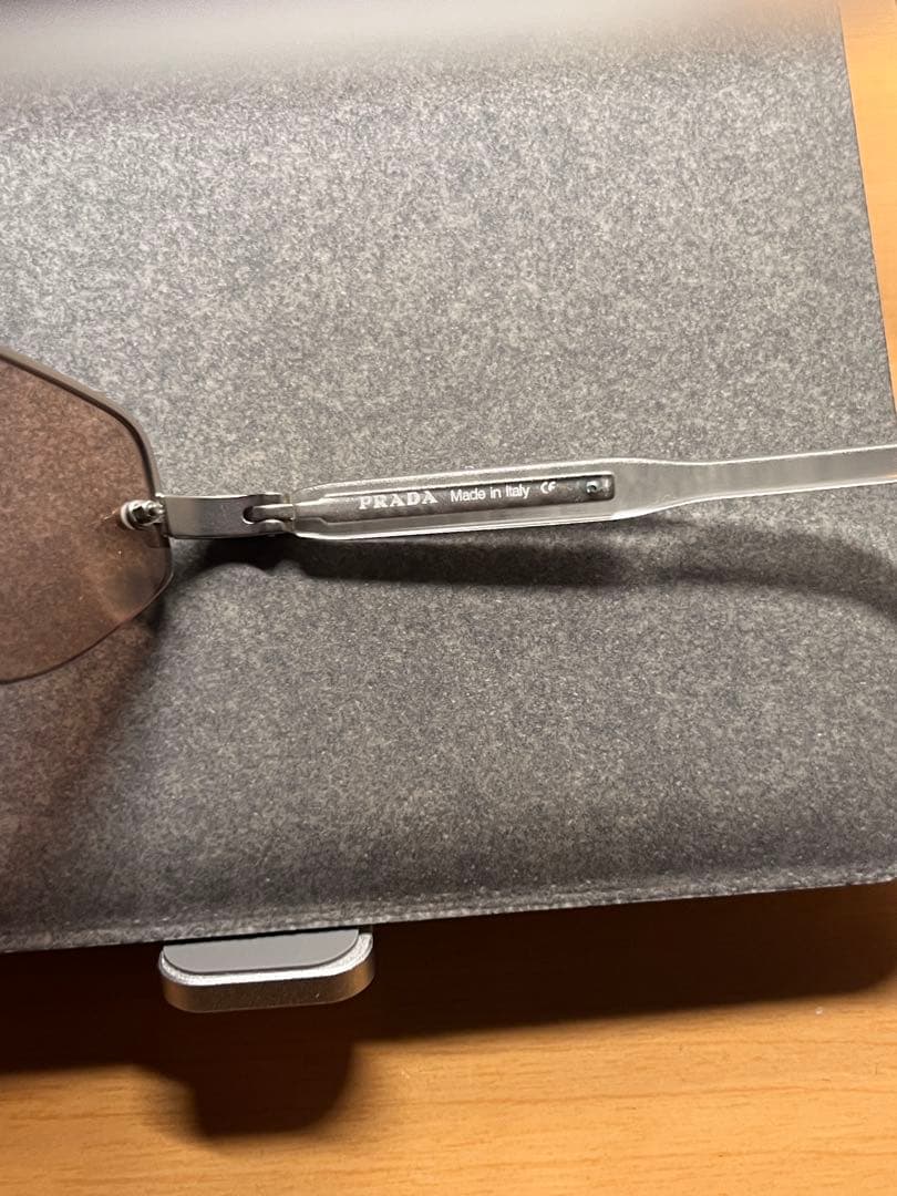 【最終価格】PRADA 上杉柊平 Brownキャットアイ サングラス