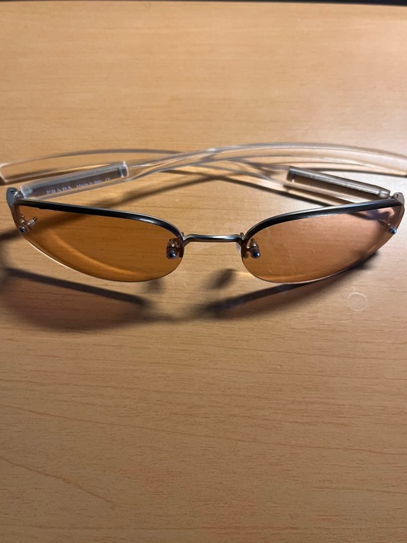 【最終価格】PRADA 上杉柊平 Brownキャットアイ サングラス