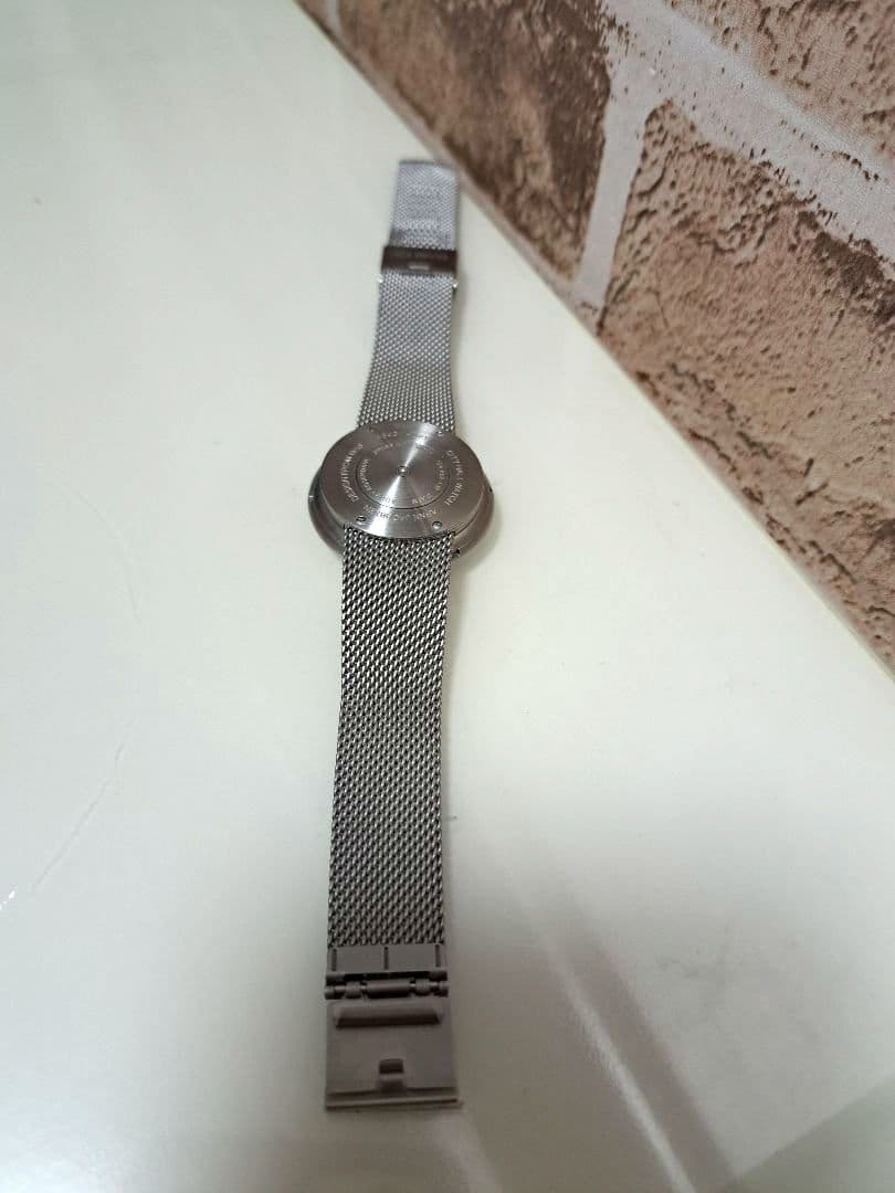 美品ARNE JACOBSEN ステーションウォッチ電池交換済み掲載11/30迄