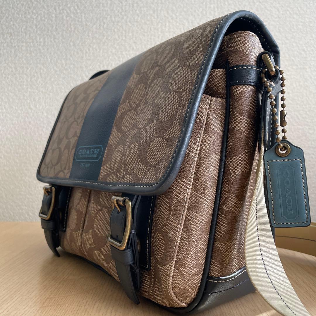 COACH メッセンジャーバッグ ベージュ/ネイビー