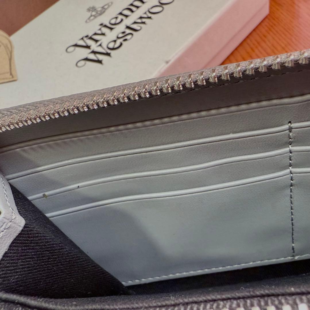 SALE/お箱付正規品Viviennewestwoodオーブ/グレー長財布