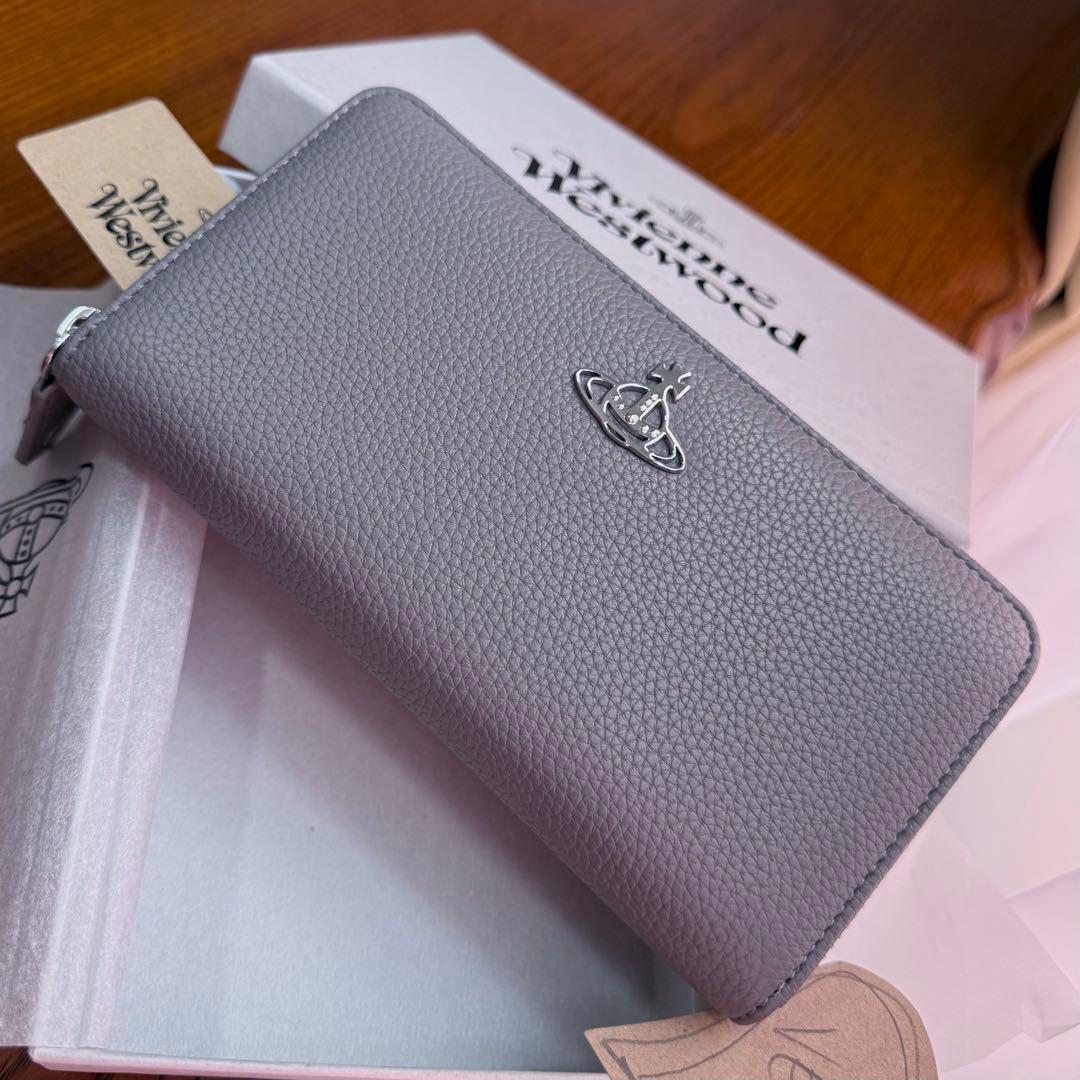 SALE/お箱付正規品Viviennewestwoodオーブ/グレー長財布