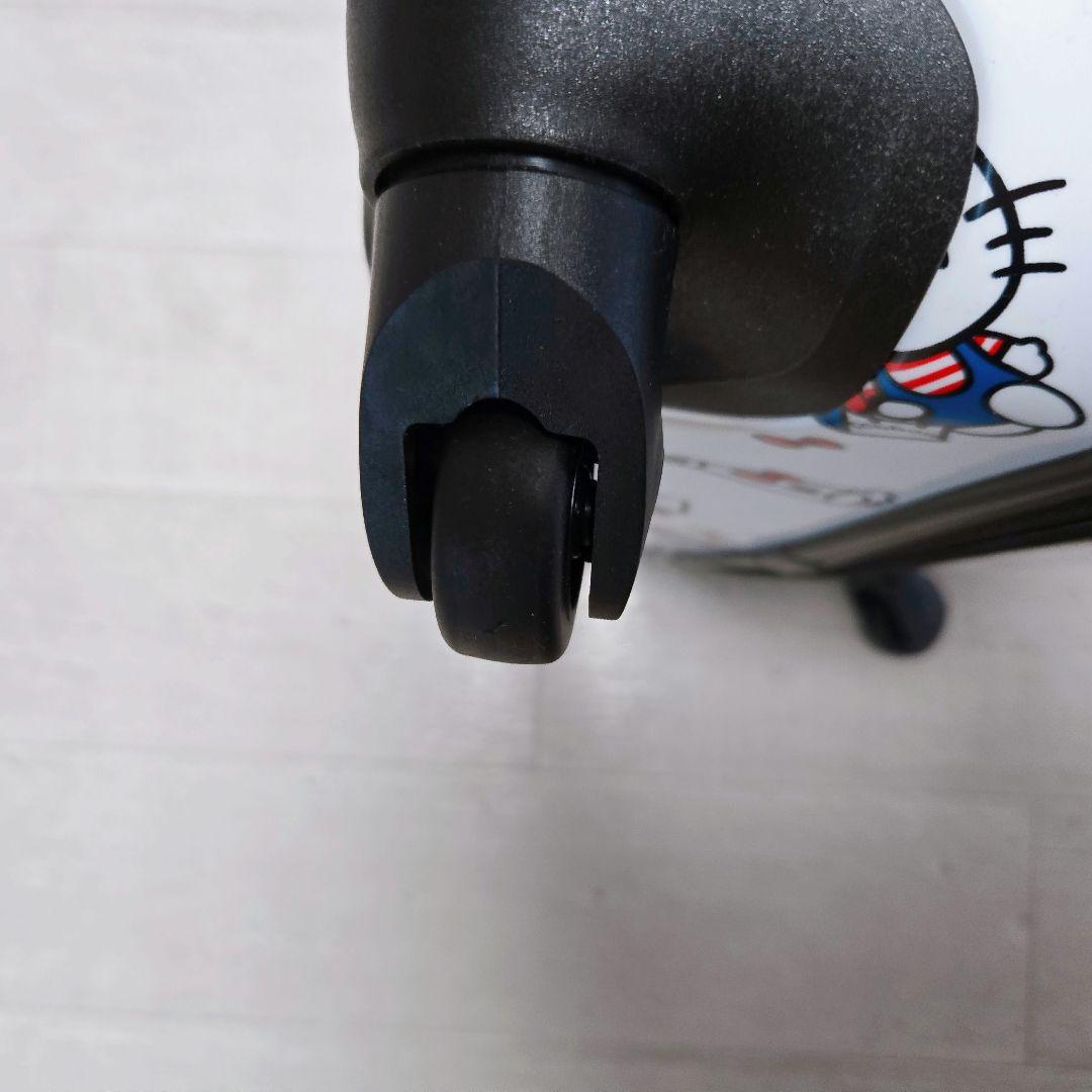 美品！ハローキティキャリーバッグL　スーツケース　白 90L