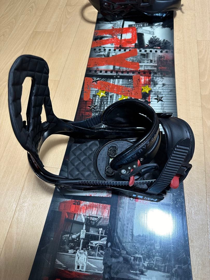 RYZスノーボード