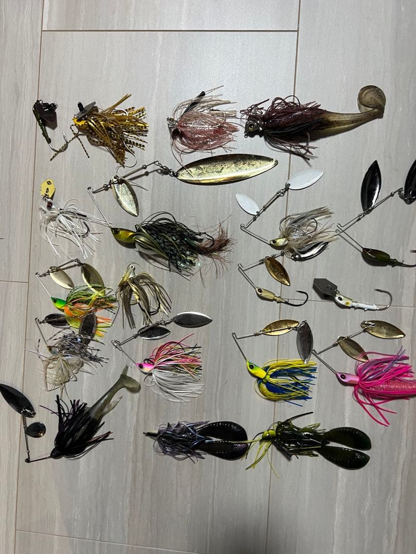 バス釣り引退セットになります。 ビックベイトメインなので初めたい方おすすめです。