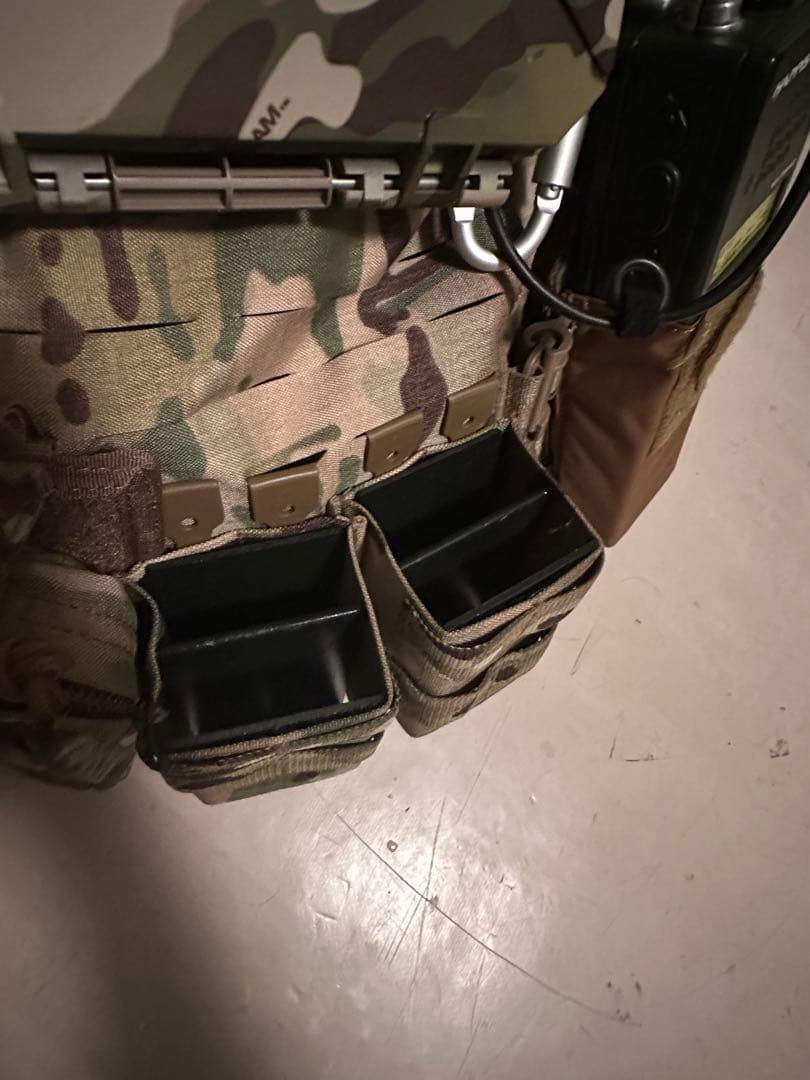 First spear（ファーストスピア）Strandhogg プレートキャリア