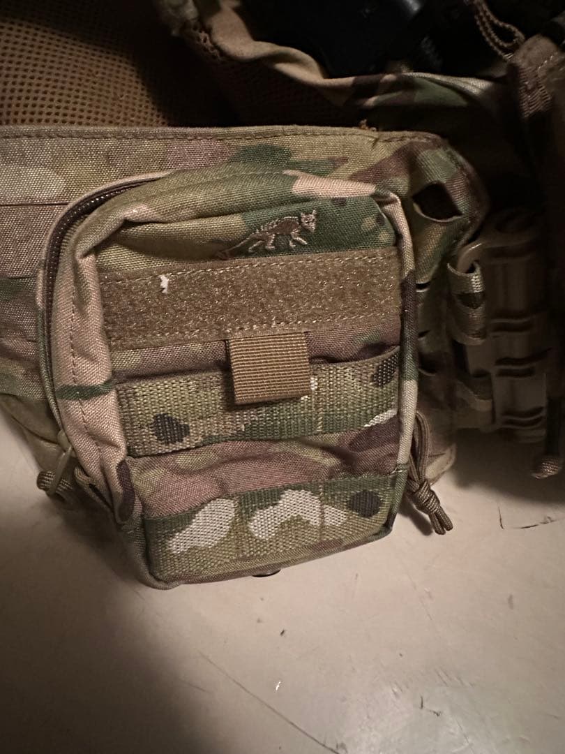 First spear（ファーストスピア）Strandhogg プレートキャリア