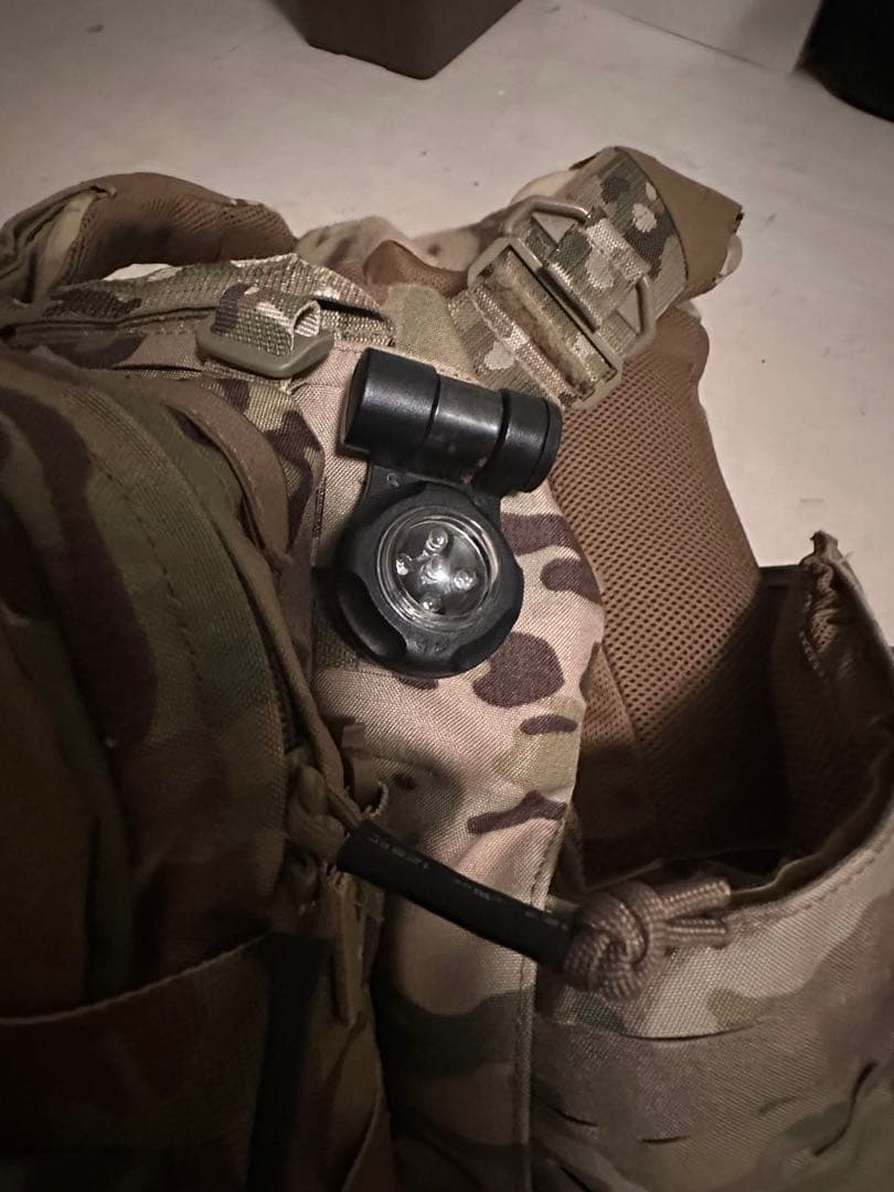 First spear（ファーストスピア）Strandhogg プレートキャリア