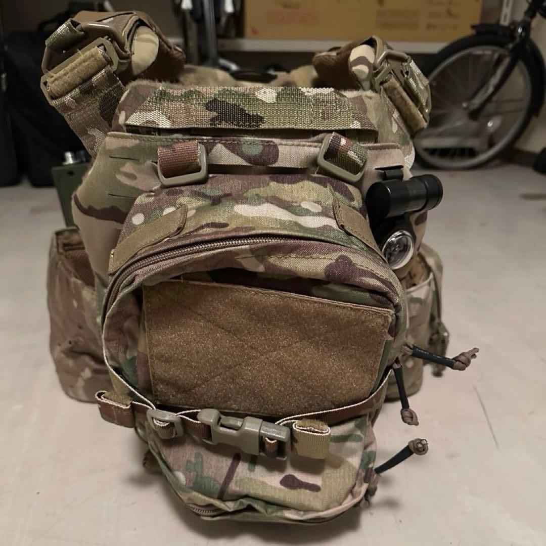 First spear（ファーストスピア）Strandhogg プレートキャリア