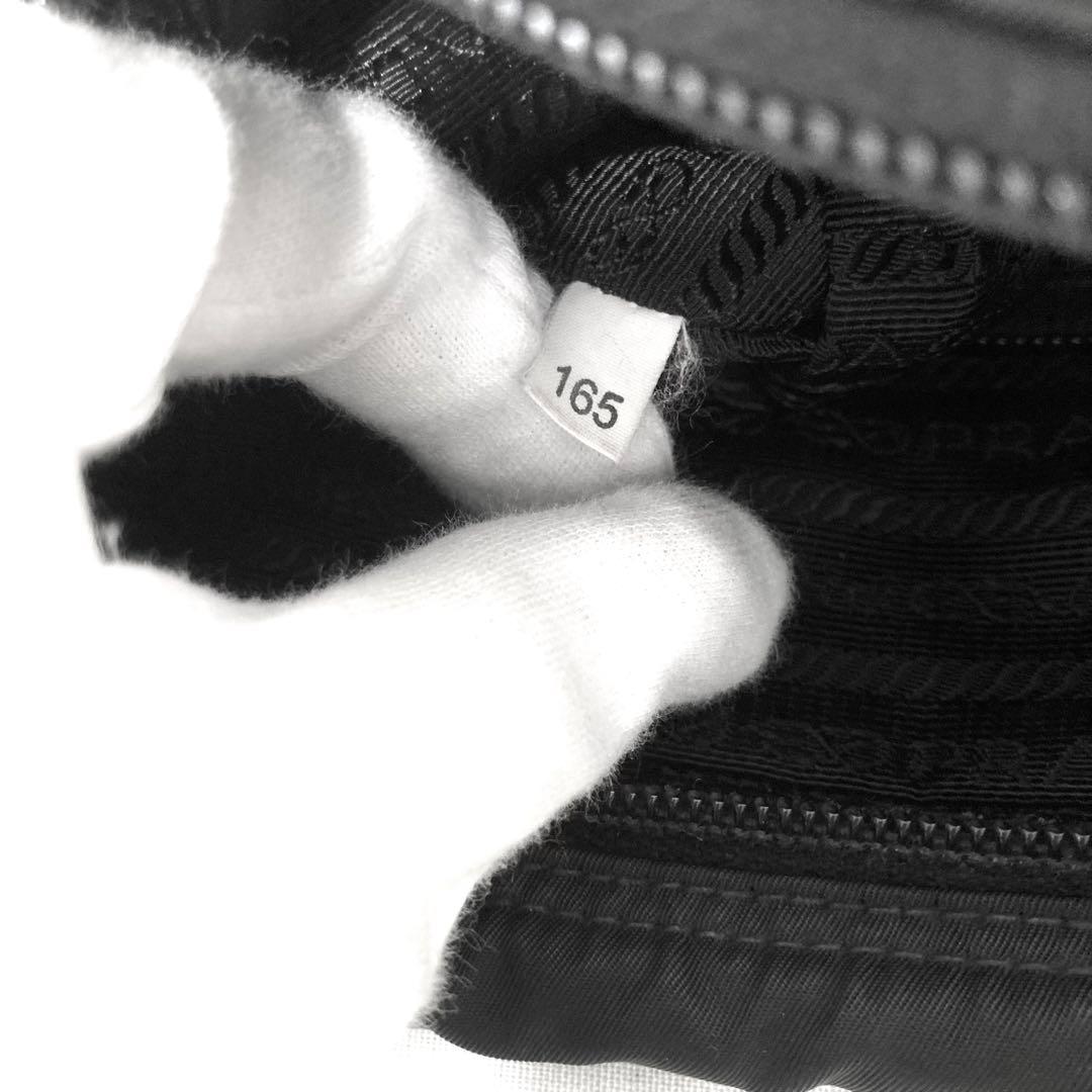 PRADA プラダ　ショルダーバッグ　ナイロン　トートバッグ　ブラック　黒　ロゴ