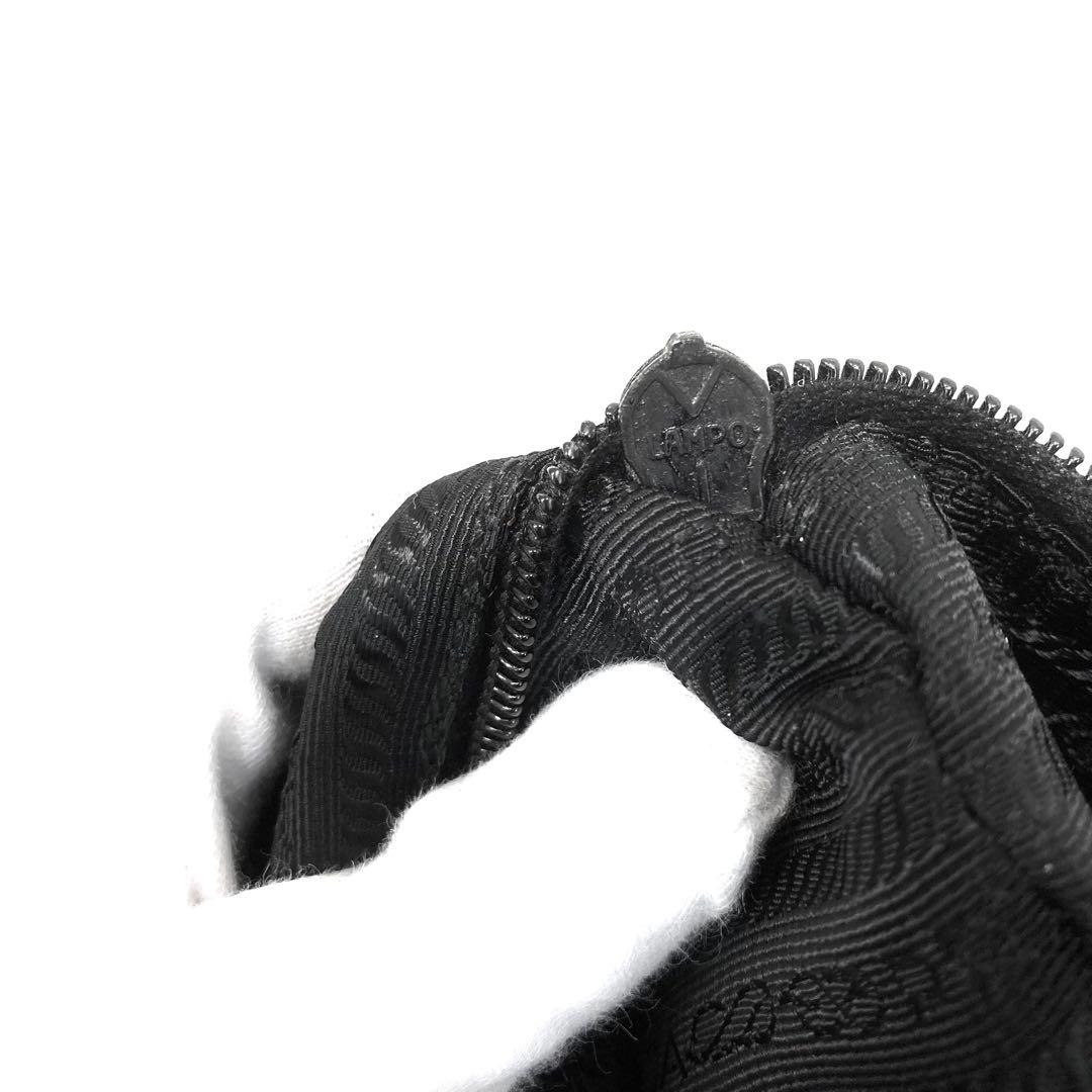 PRADA プラダ　ショルダーバッグ　ナイロン　トートバッグ　ブラック　黒　ロゴ