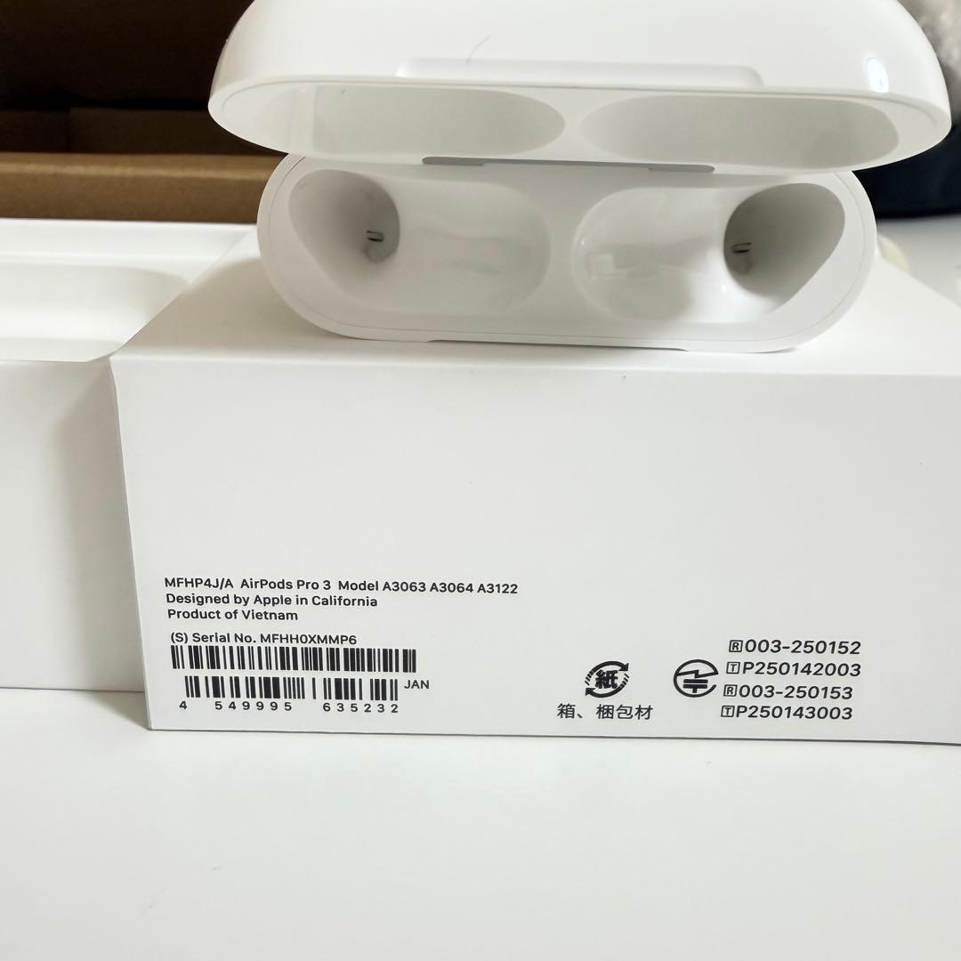 AirPods Pro 3 A3064 MFHP4J/A ワイヤレス充電ケース