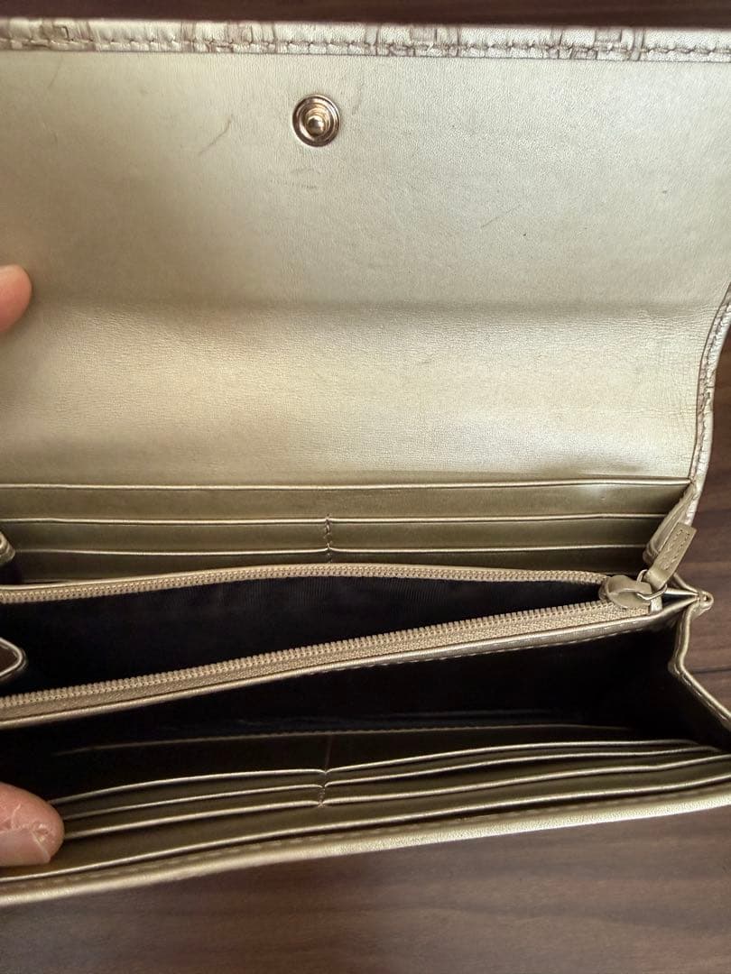 GUCCI ゴールド GGパターン 長財布