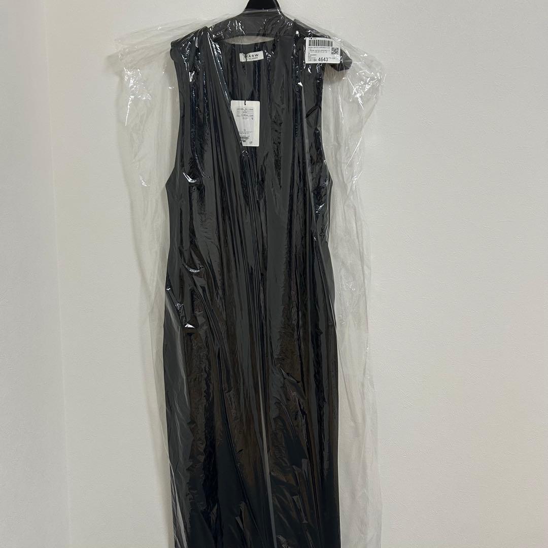 新品タグ付き✨完売✨MARW ジャージー Vネック ワンピース セレモニー