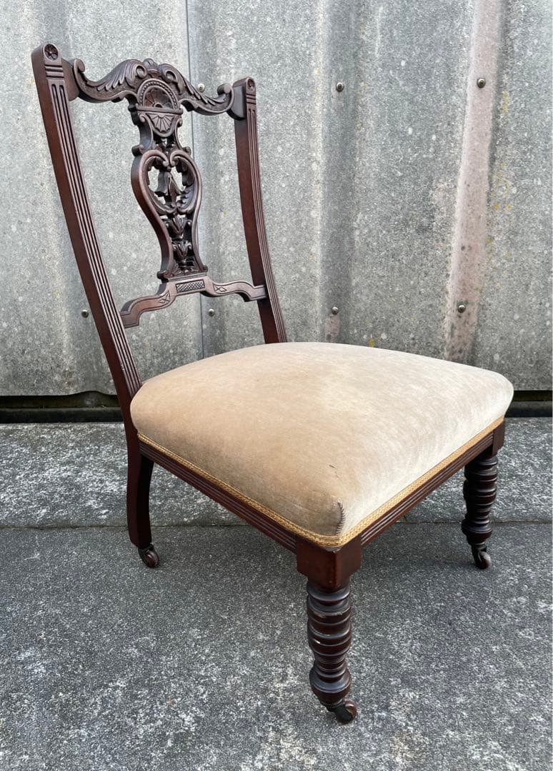 稀少/アンティーク/イギリス製/ナーシングチェア/ダイニングチェア/キャスター付