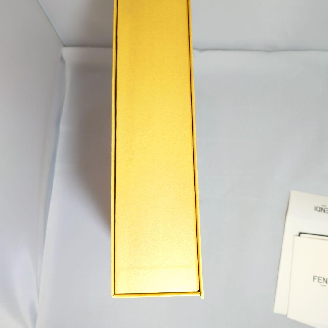 美品　FENDI 　グラスコード　ゴールド　長さ調整付き コメント情報あり！