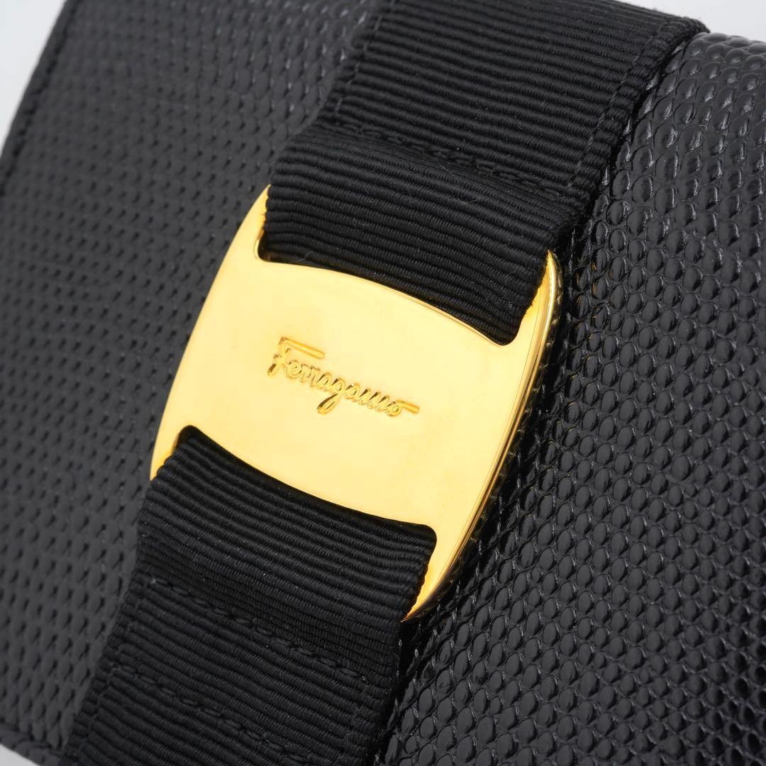 ✨新品未使用✨　Ferragamo ミニ財布　リザード　ヴァラリボン　二つ折り