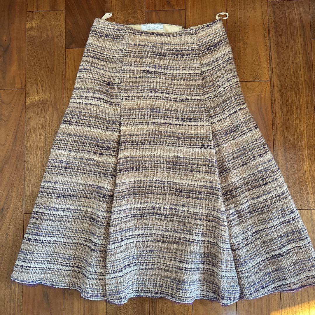 PRADA フレアスカート 40ベージュ・紫・茶色