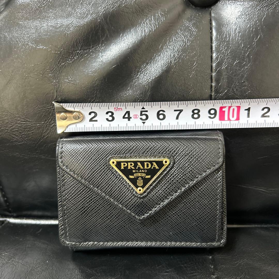 PRADA プラダ サフィアーノ ゴールド三角バッジ 財布 ブラック ウォレット