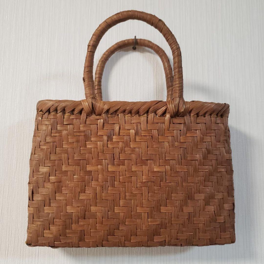 新品 山葡萄かごバッグ