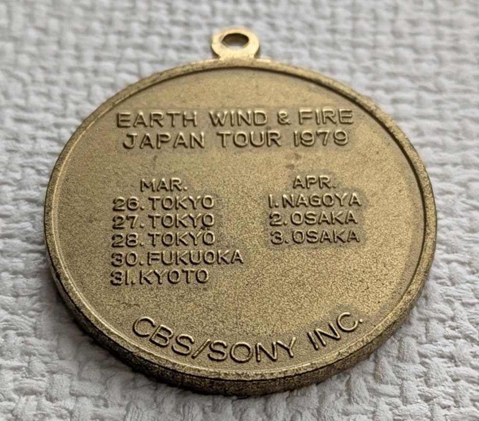 EARTH WIND & FIRE 黙示録（I am） LPレコード＋記念メダル