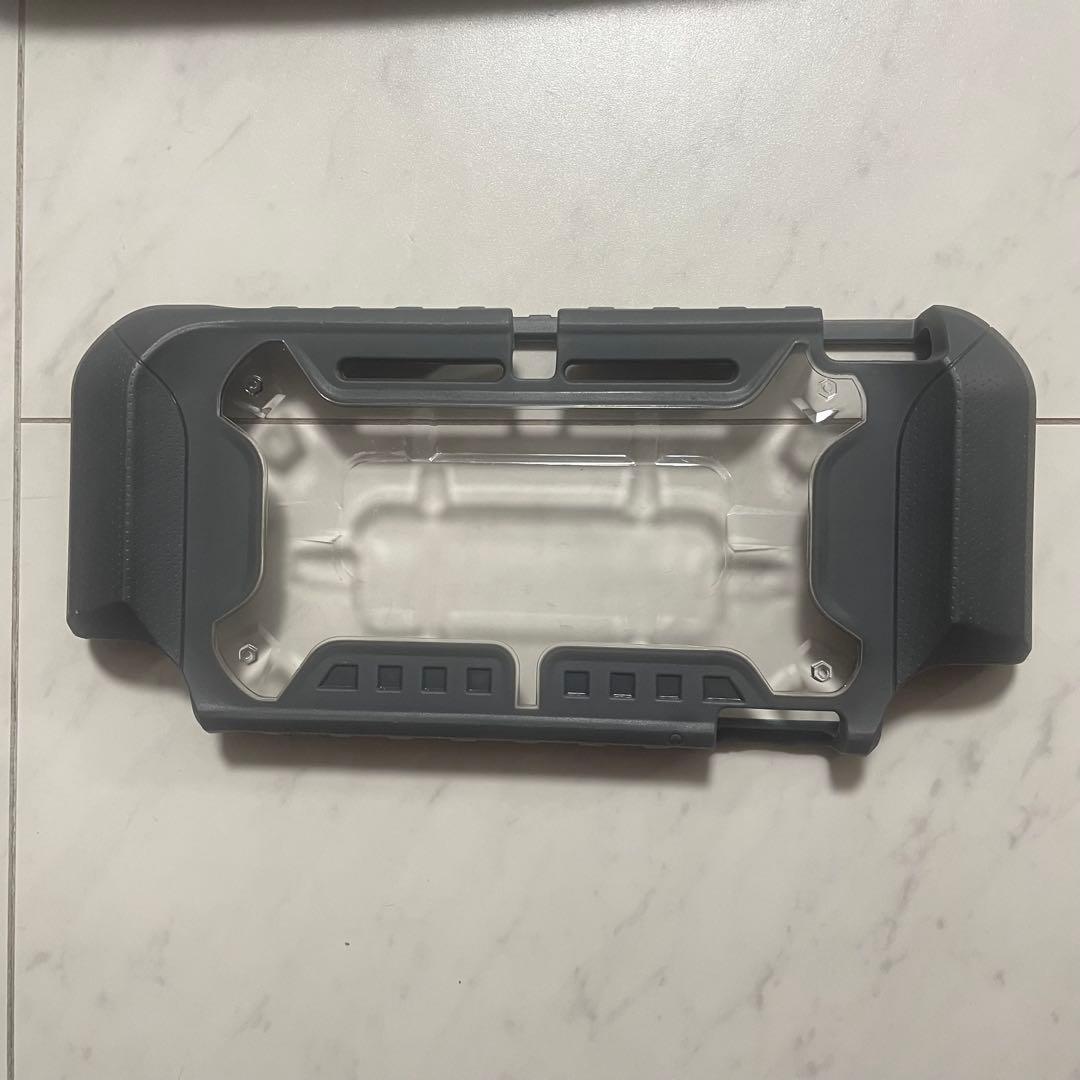 Nintendo Switch Lite グレー、他周辺ケース2点、充電器は無し