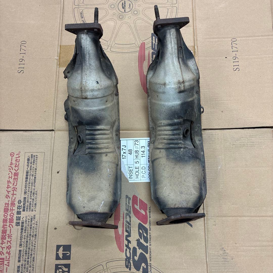 日産　純正触媒　z33 v35 m35 VQ35DE