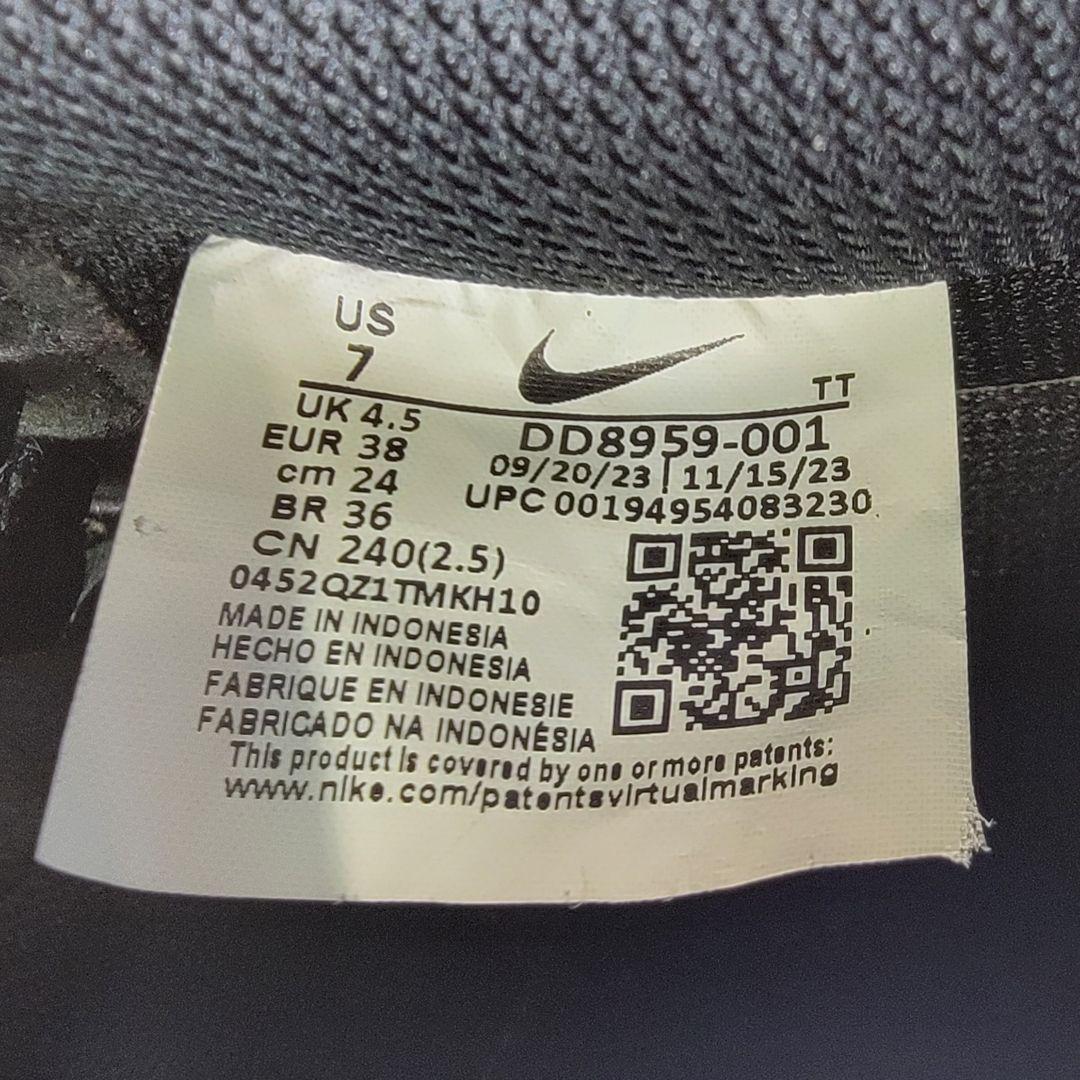 ナイキ ウィメンズ エアフォース1 ロー 07 \"ブラック\" 24センチ