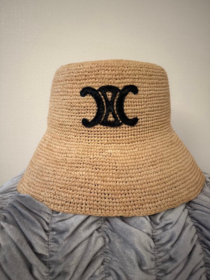 CELINE トリオンフ ストローハット S 値下げしました