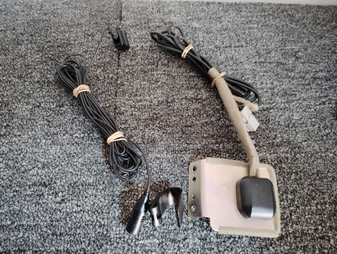 パナソニック9インチナビ　CN-F1D9VD NBOX JF3 パネル付き