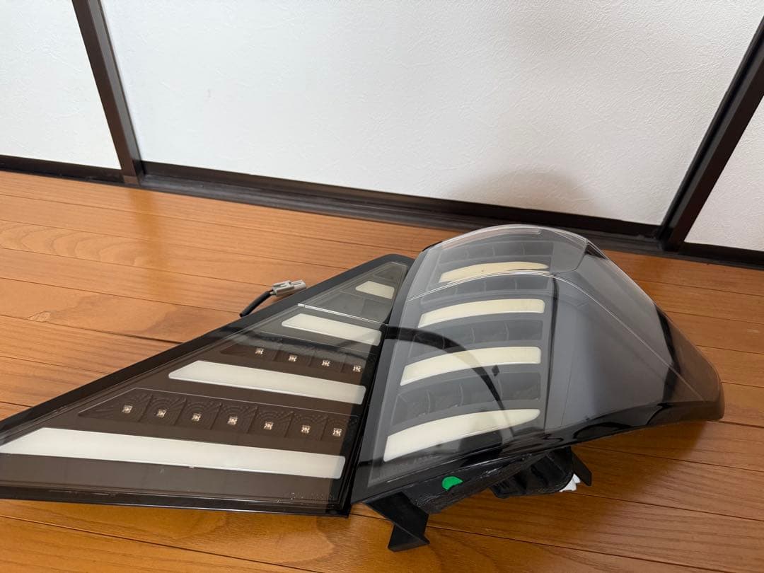 【理事長　】LEDライト