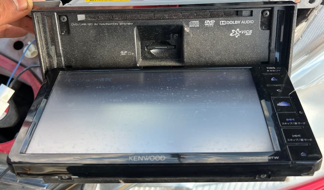 ケンウッド MDV-D404BTW ナビ フルセグ。地図データ2016年。