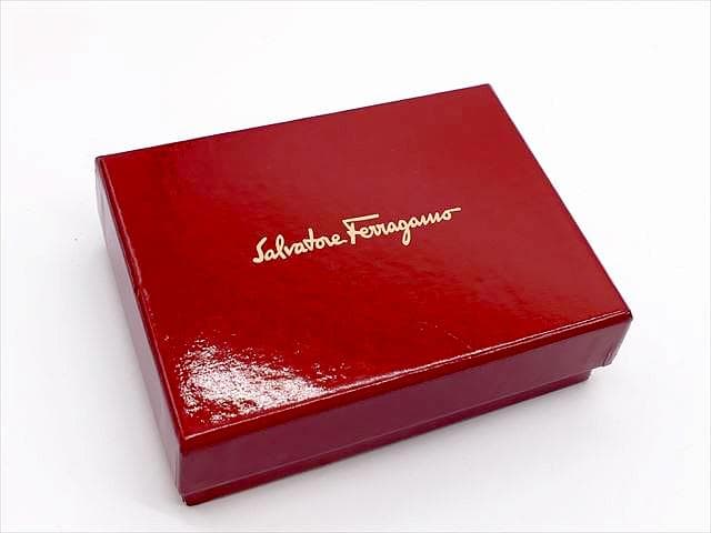 ★2361］未使用＊サルヴァトーレフェラガモ＊　6連　キーケース　リザード調　黒