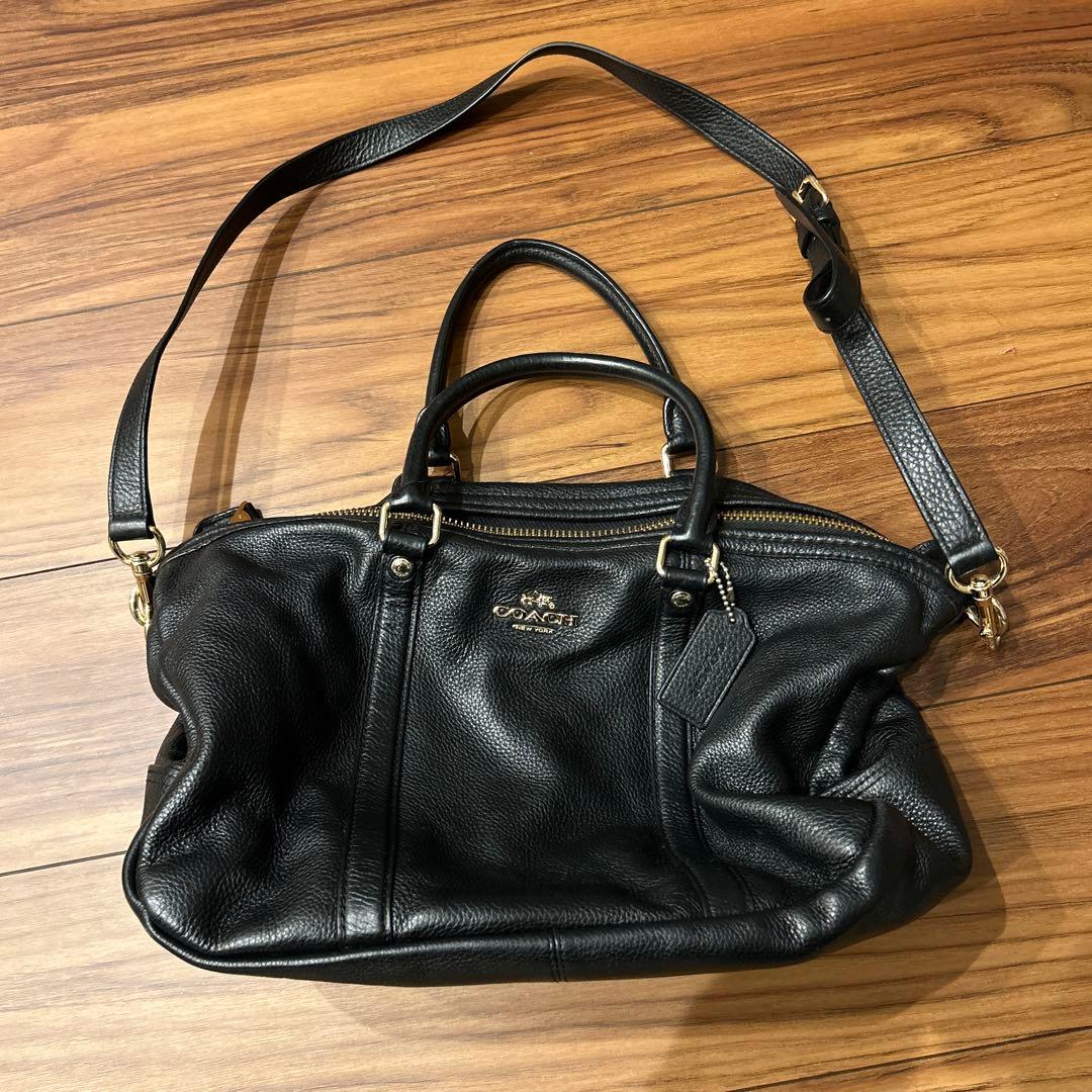 COACH ブラック レザー ショルダーバッグ
