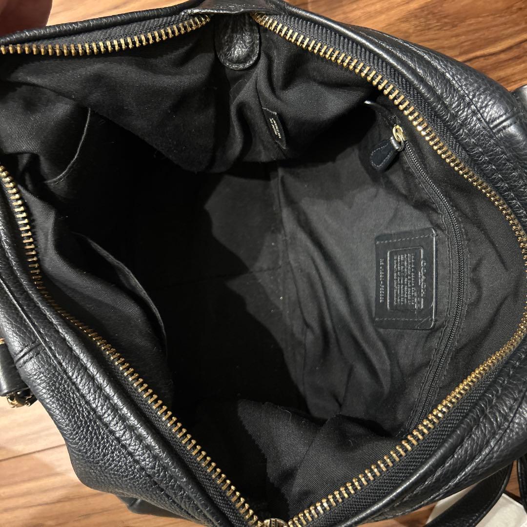 COACH ブラック レザー ショルダーバッグ