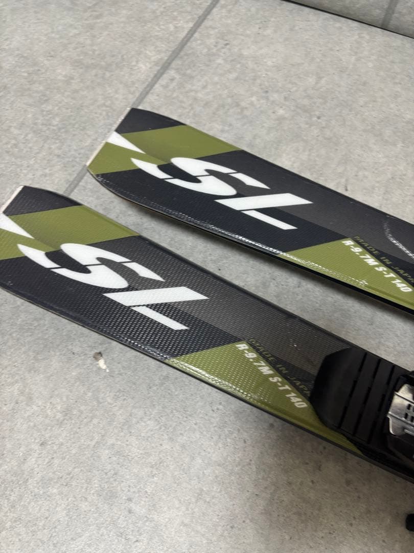 ま*ー様 OGASAKAオガサカ TRIUNトライアン　スキー　板　SL 140