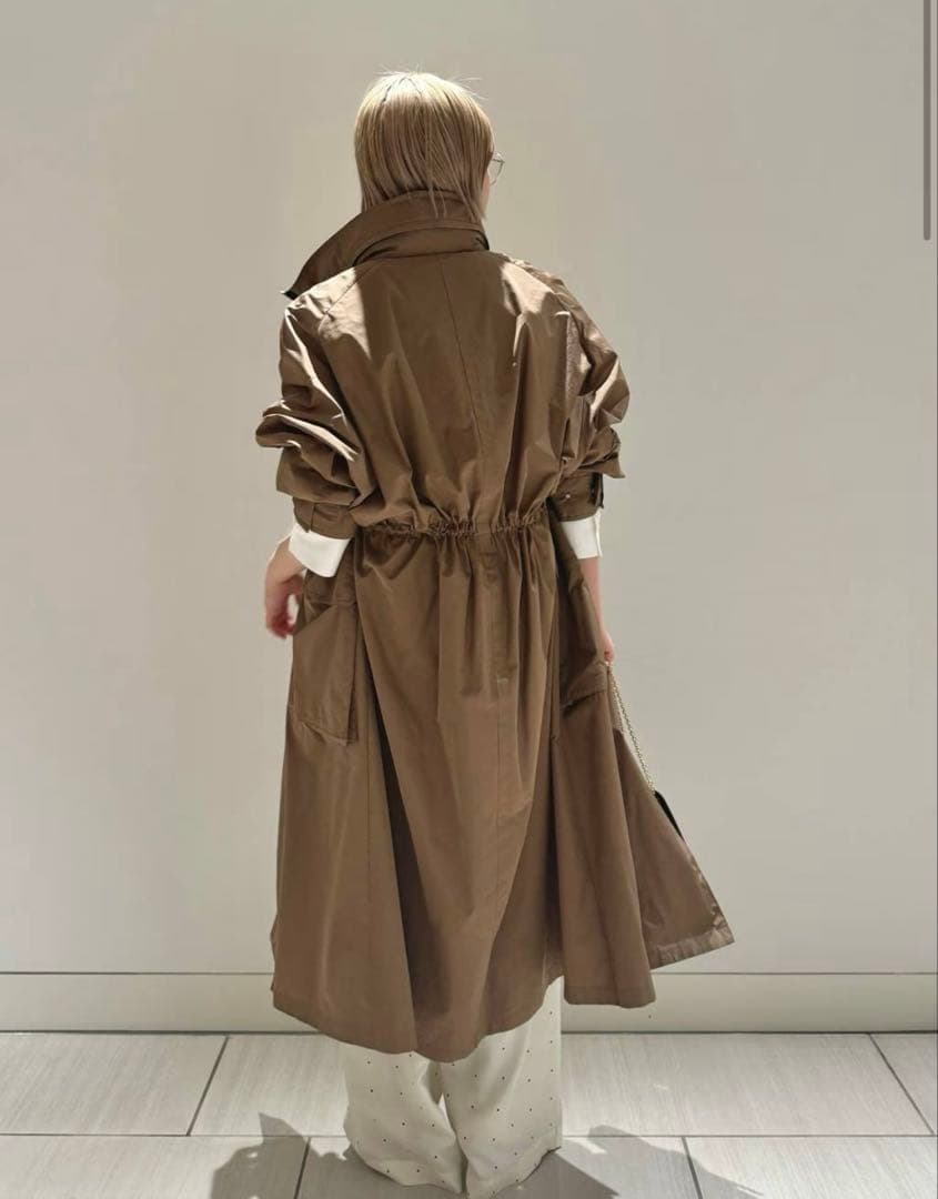 美品　Chaos カオス　プリズムライトコート　キャメル