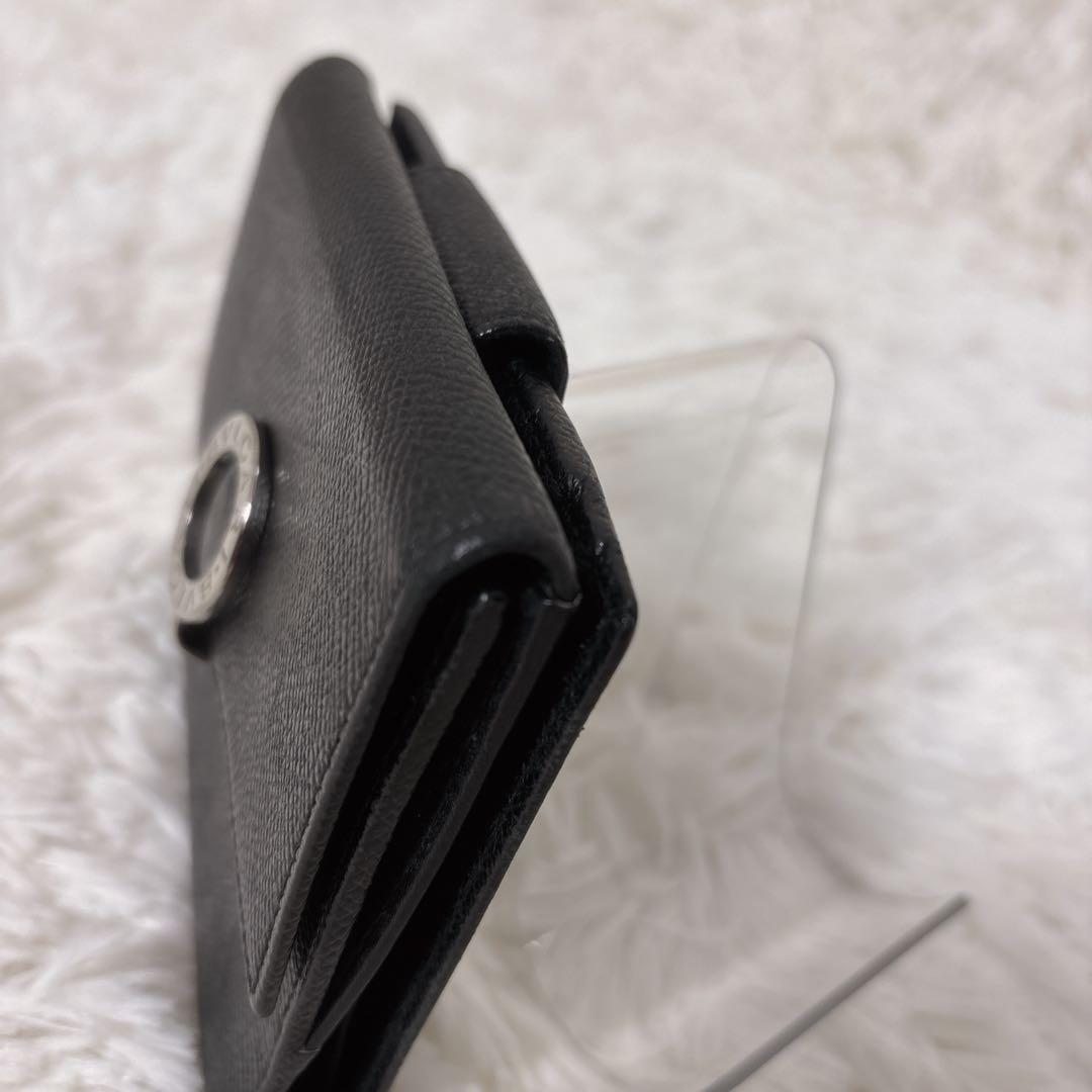 ブルガリ　ロゴクリップ　折財布　フラップ　ブラック