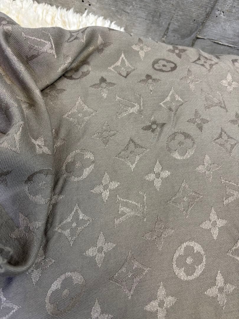 訳有 Louis Vuitton モノグラム 絹シルク 大判ストール マフラー