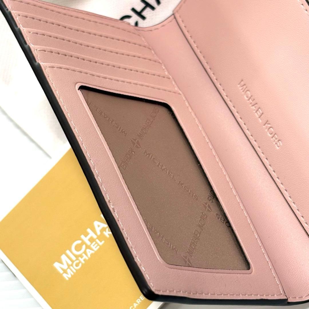⭐︎ 【新品、未使用品】かわいい♡マイケルコース 2つ折り財布　ピンク