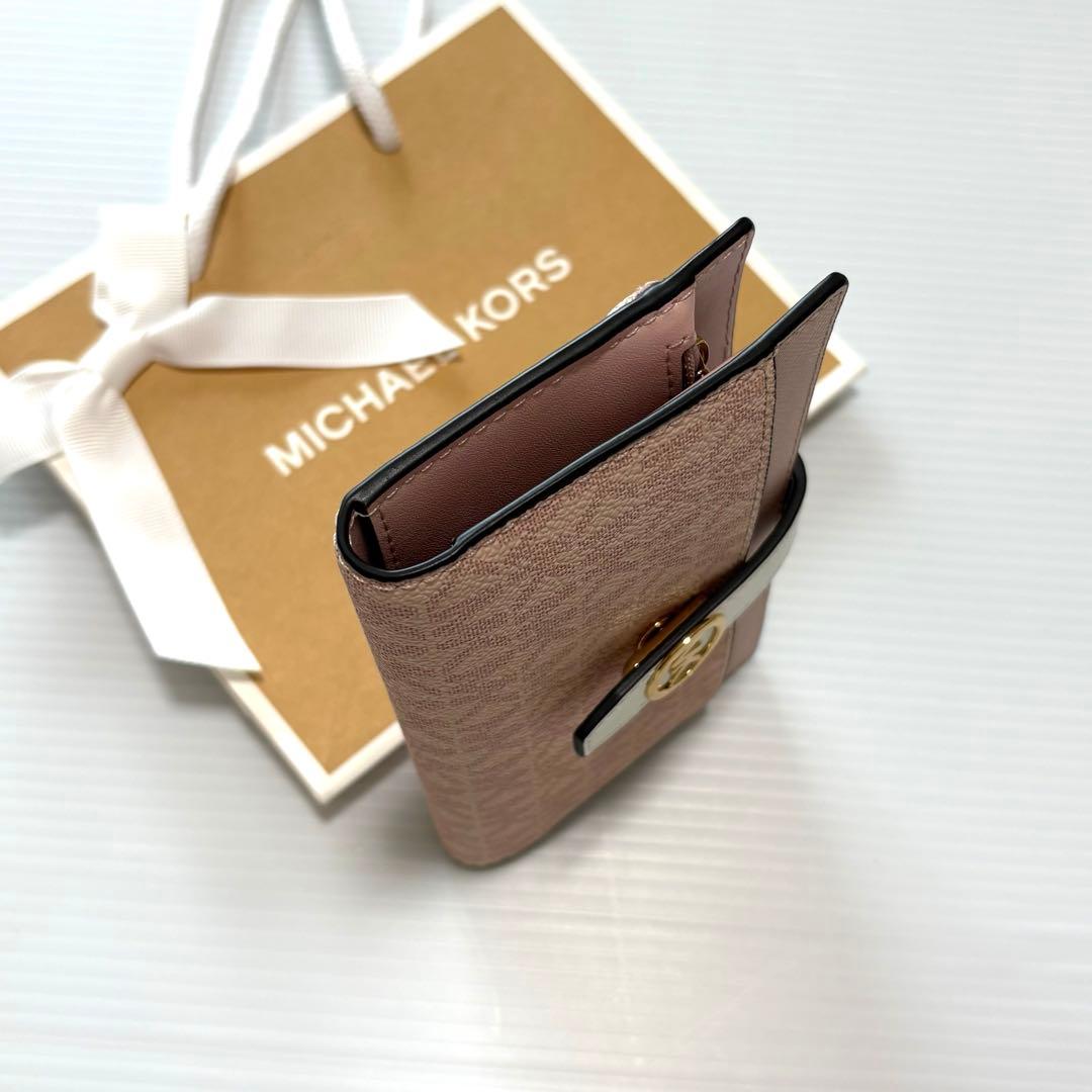 ⭐︎ 【新品、未使用品】かわいい♡マイケルコース 2つ折り財布　ピンク