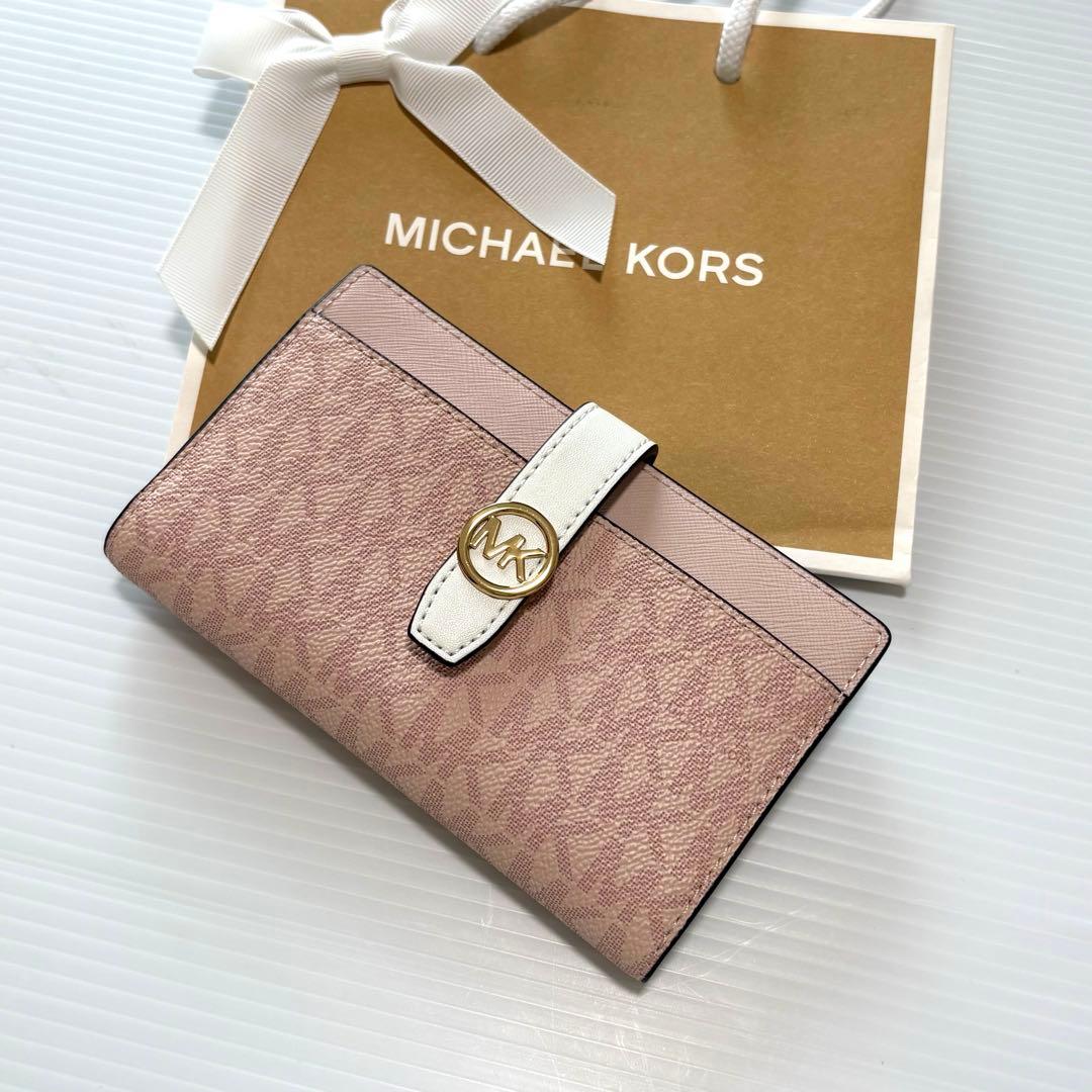 ⭐︎ 【新品、未使用品】かわいい♡マイケルコース 2つ折り財布　ピンク
