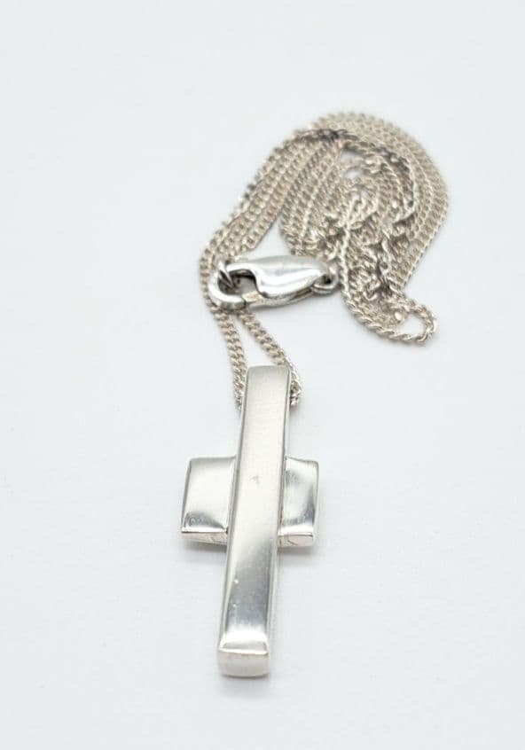 GUCCI クロスネックレス SV925 十字架