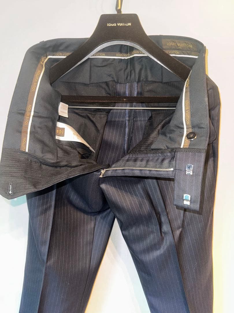 ルイヴィトンスーツ　ストライプ ダミエ柄　総裏地　サイズ44 165/74