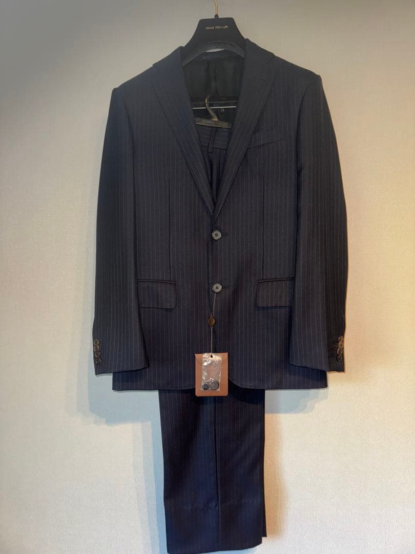 ルイヴィトンスーツ　ストライプ ダミエ柄　総裏地　サイズ44 165/74