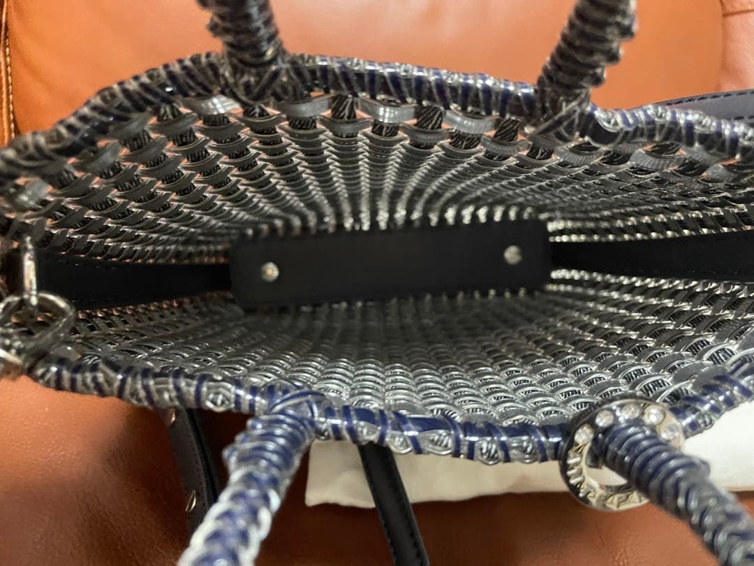 アンテプリマ　イントレッチオ　ミニアトゥーラ　ショルダー　ネイビー　美品